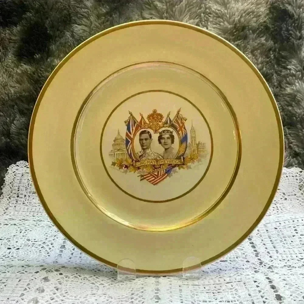 1939 Commemorative Plate King George VI  
by Pareek Johnson Bros